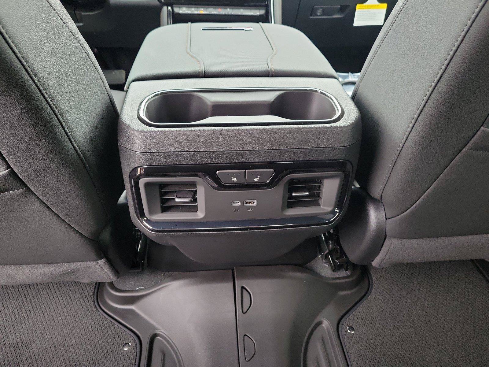 New 2026 GMC Sierra 2500 AT4 w/ AT4 Premium Plus Package AWD/4WD image 10