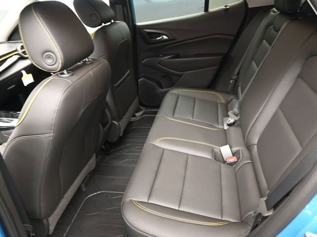 New 2025 Chevrolet Trax ACTIV w/ Sunroof Package image 9
