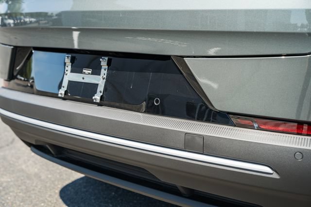 New 2027 Volvo EX60 Ultra AWD/4WD image 8