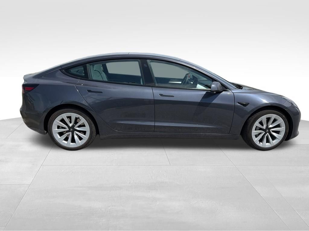 Used 2023 Tesla Model 3 Standard Range image 6