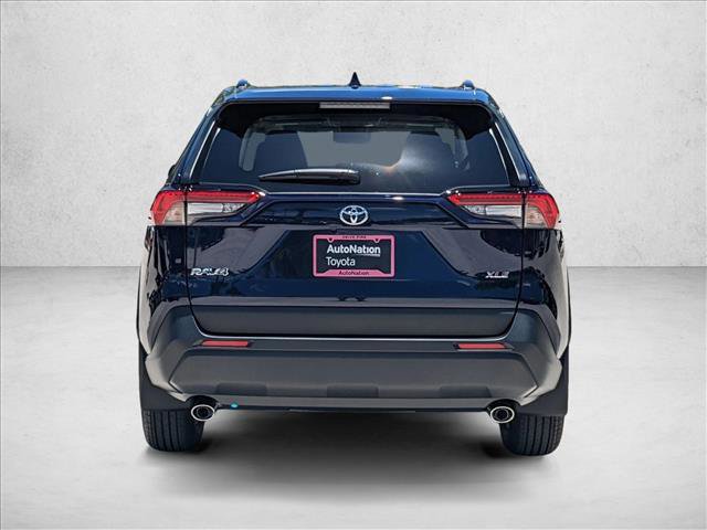 Used 2025 Toyota RAV4 XLE image 8