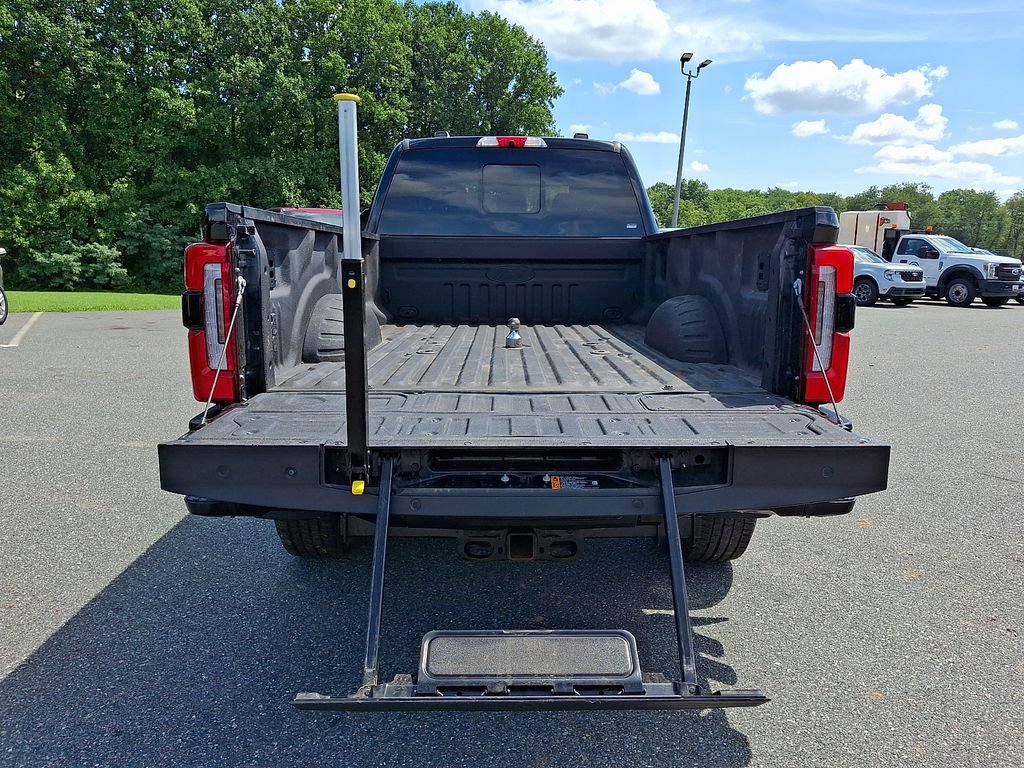 Used 2024 Ford F350 Limited w/ FX4 Off-Road Package AWD/4WD image 36