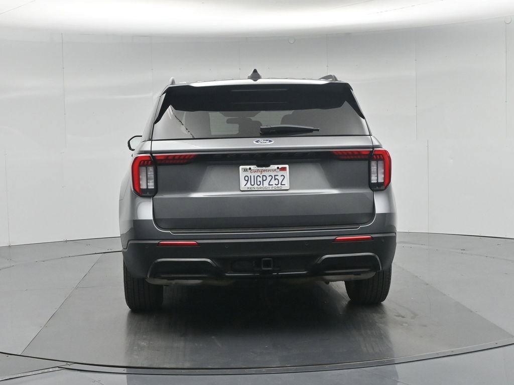 Used 2025 Ford Explorer ST-Line RWD image 34