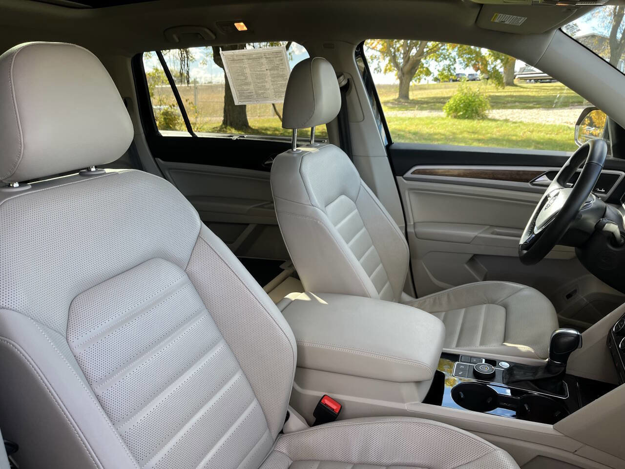 Used 2019 Volkswagen Atlas SEL Premium image 37