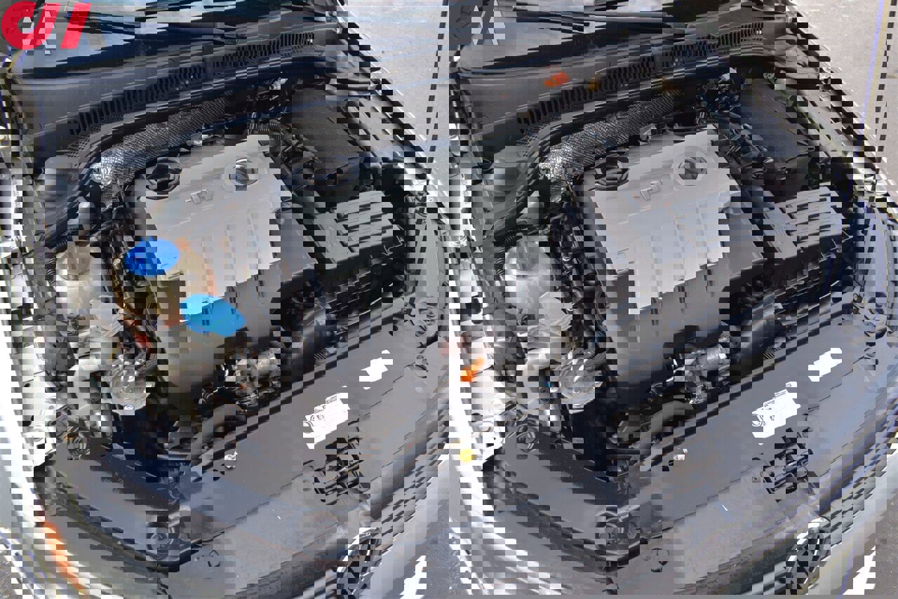 Used 2012 Volkswagen Jetta TDI w/ TDI Appearance Pkg image 22