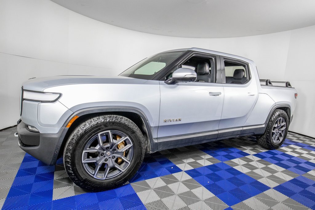 Used 2023 Rivian R1T Adventure image 1
