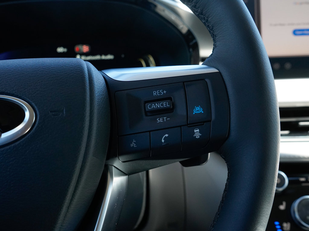 New 2026 INFINITI QX60 Luxe w/ Family Package image 18