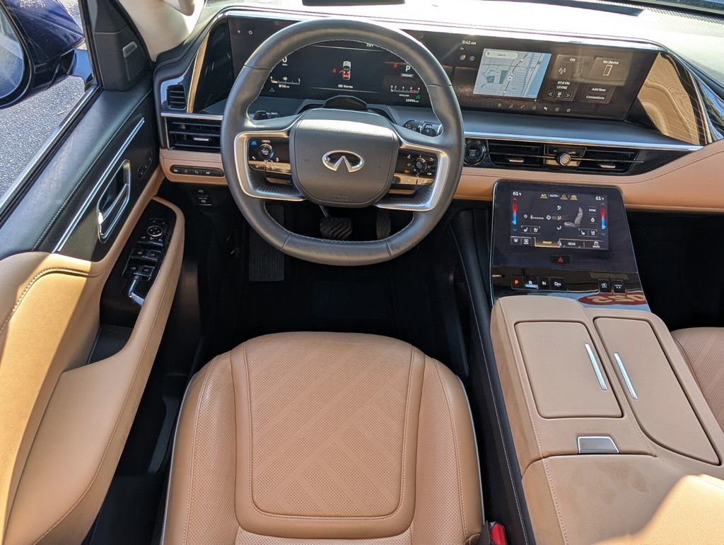 Used 2025 INFINITI QX80 Luxe image 13