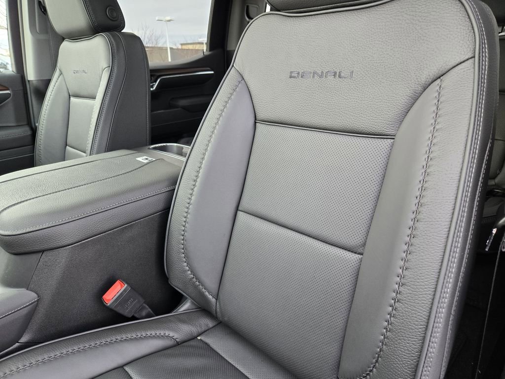 New 2026 GMC Sierra 1500 Denali image 17