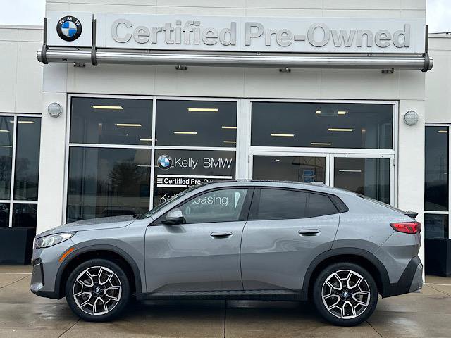 Used 2025 BMW X2 xDrive28i AWD/4WD image 6
