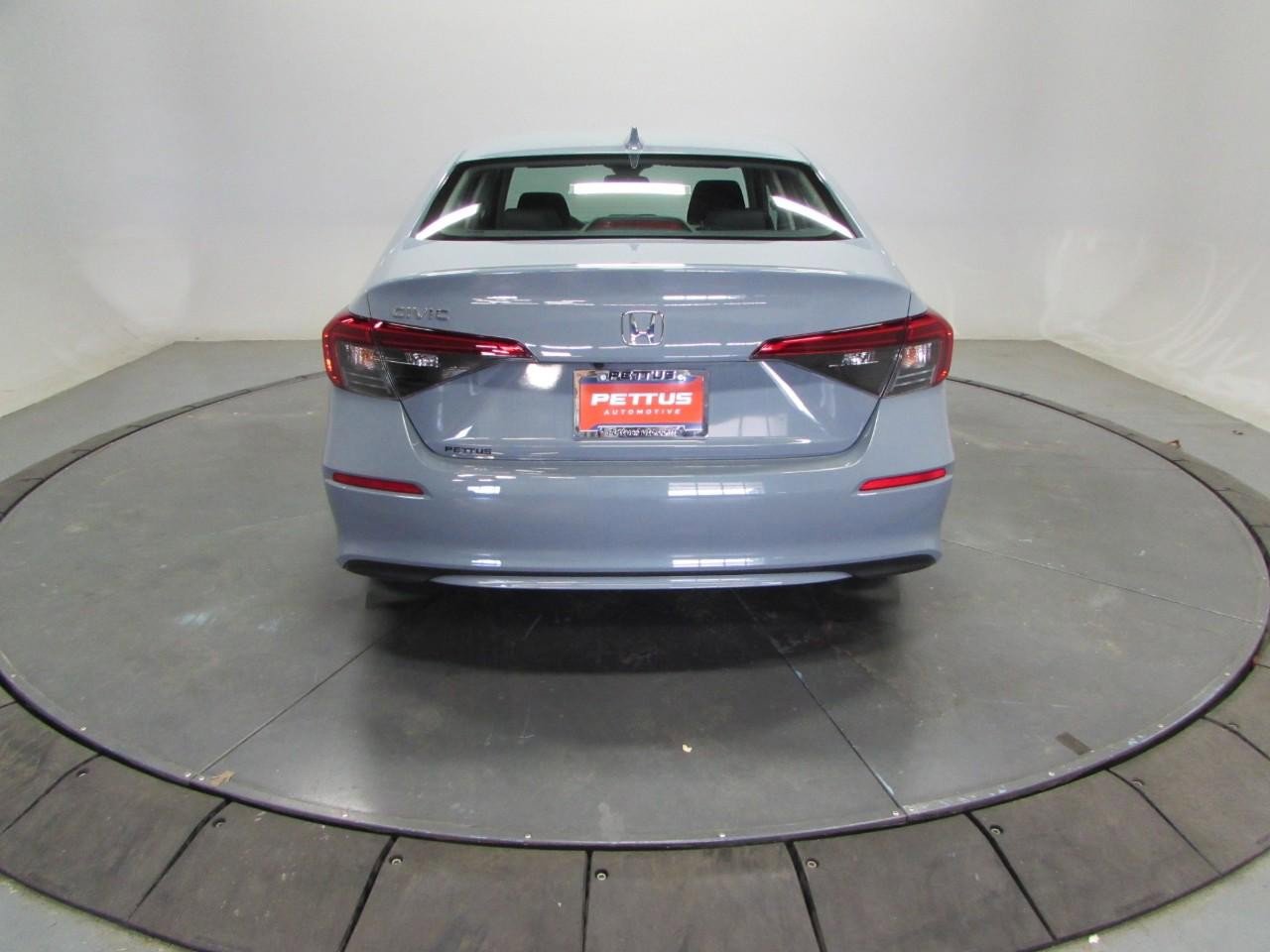 Used 2023 Honda Civic EX image 6