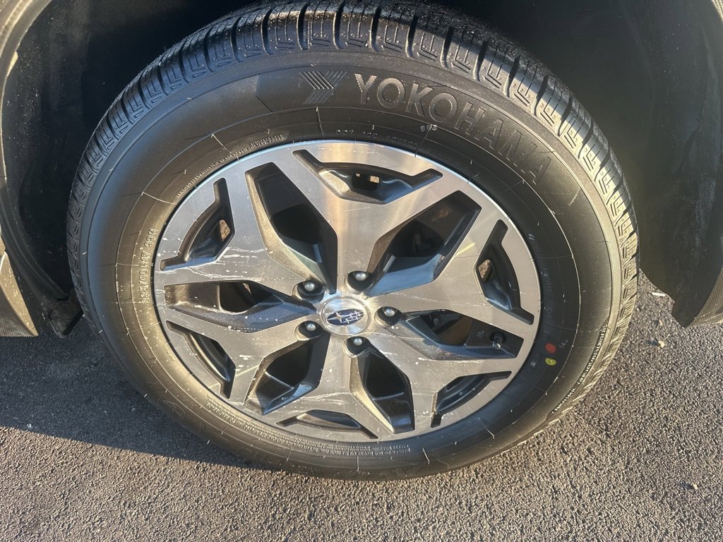 Certified 2023 Subaru Forester Premium image 32
