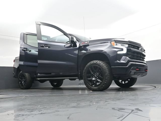 Used 2022 Chevrolet Silverado 1500 LT Trail Boss w/ LT Trail Boss Premium Package AWD/4WD image 42