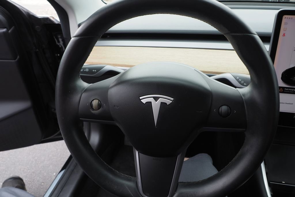 Used 2019 Tesla Model 3 Standard Range Plus image 23