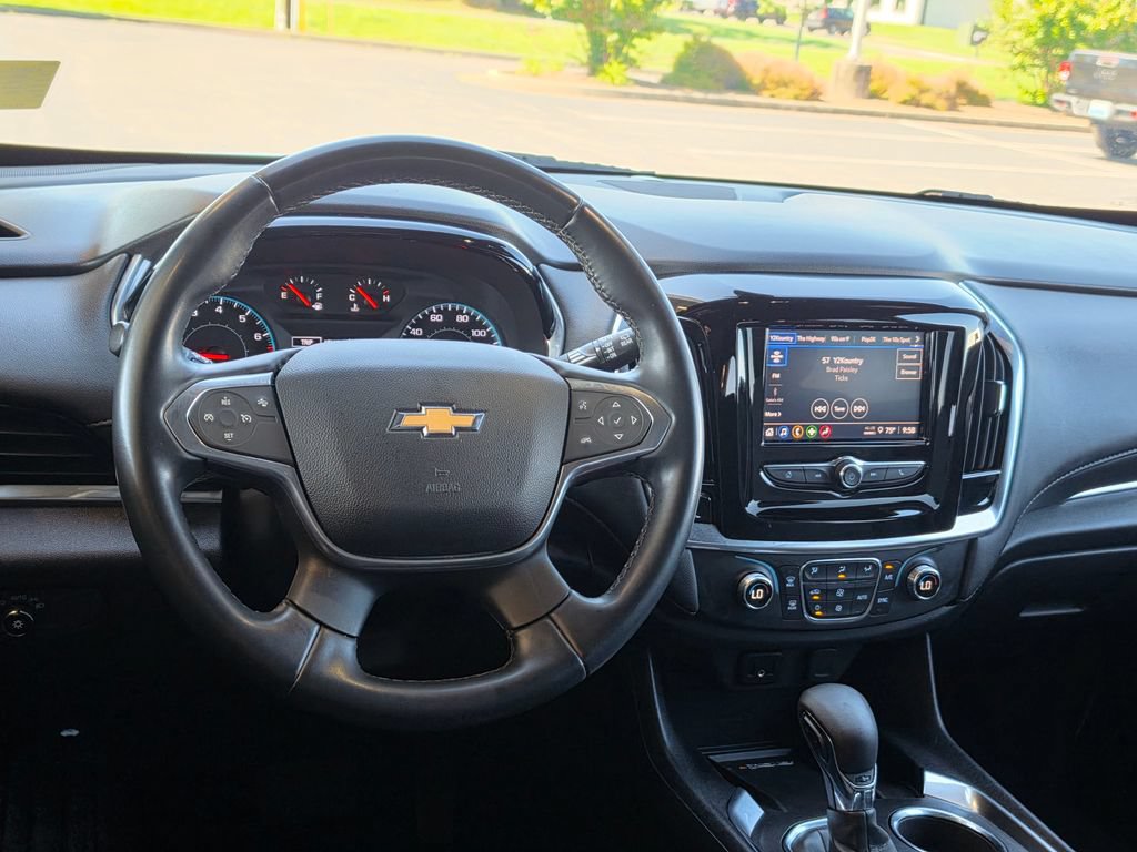 Used 2023 Chevrolet Traverse LT FWD image 36