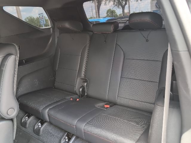 Used 2025 Chevrolet Traverse Z71 w/ Driver Confidence Package AWD/4WD image 25