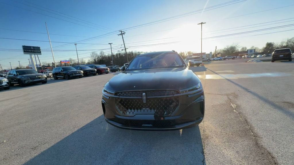 New 2026 Lincoln Nautilus Reserve image 3