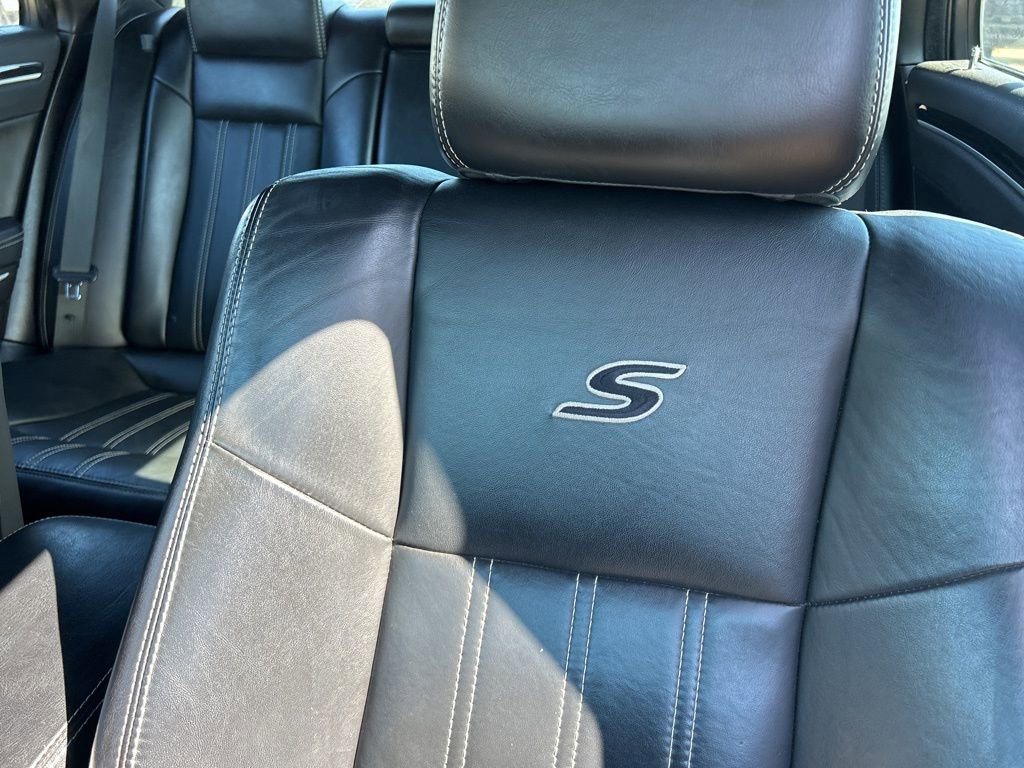 Used 2021 Chrysler 300 S image 9