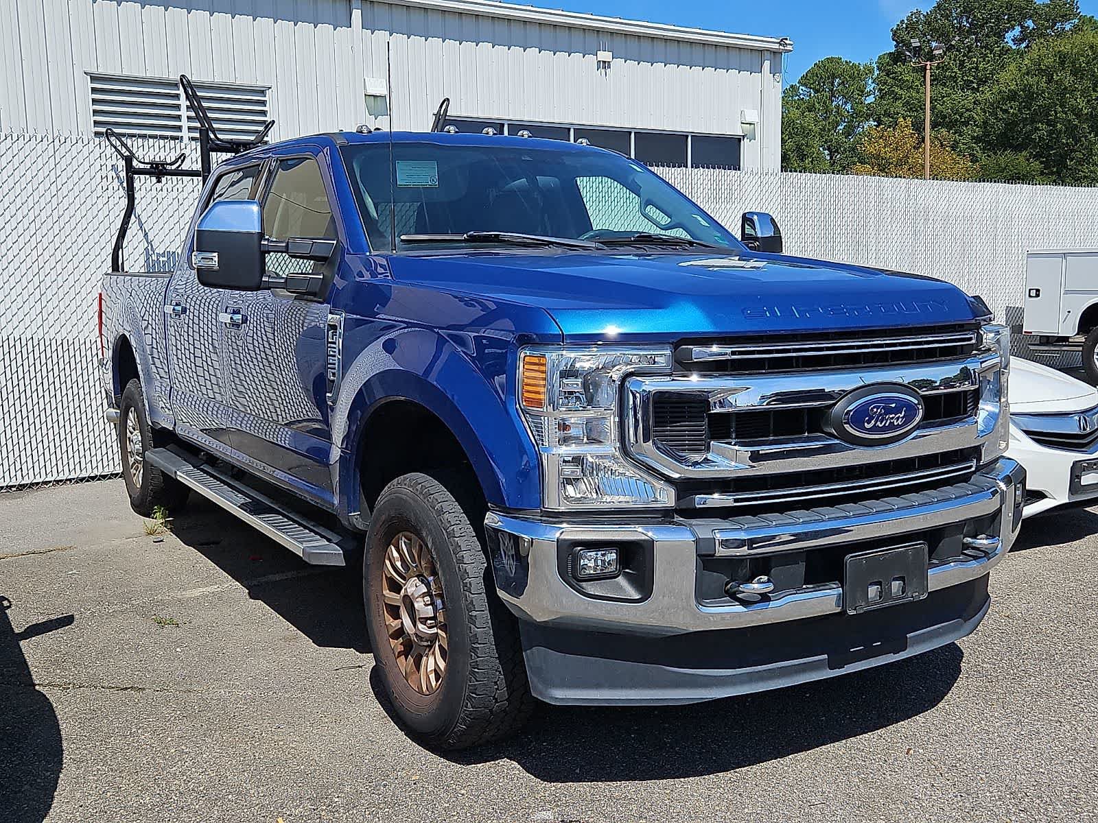 Used 2022 Ford F250 XLT w/ XLT Premium Package AWD/4WD image 2