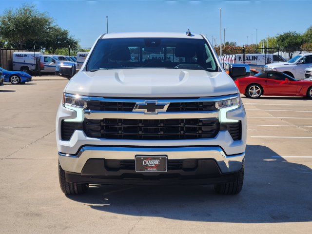 Used 2024 Chevrolet Silverado 1500 LT w/ Leather Package RWD image 11