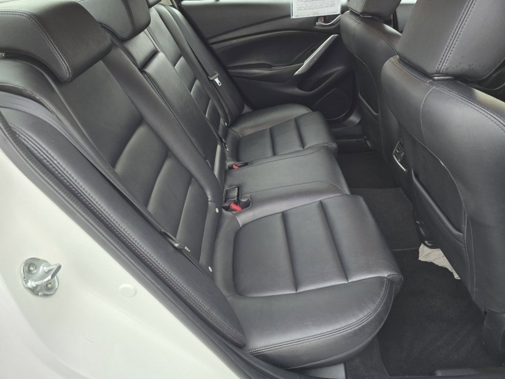Used 2014 MAZDA MAZDA6 Touring w/ Touring Technology Package image 16