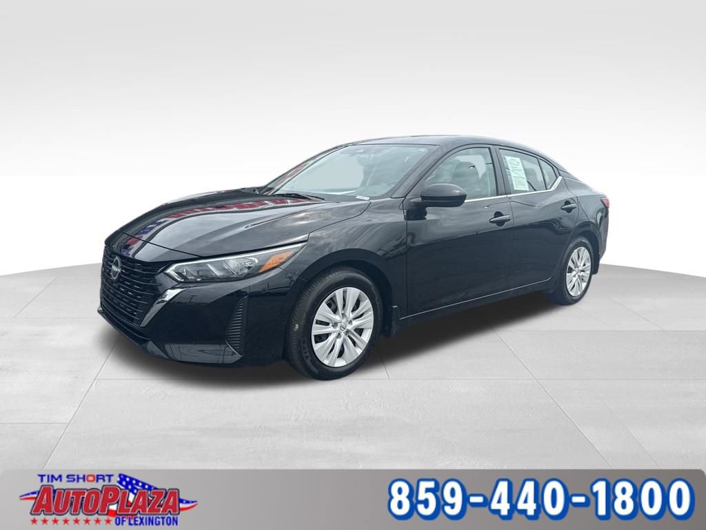Used 2025 Nissan Sentra S image 1
