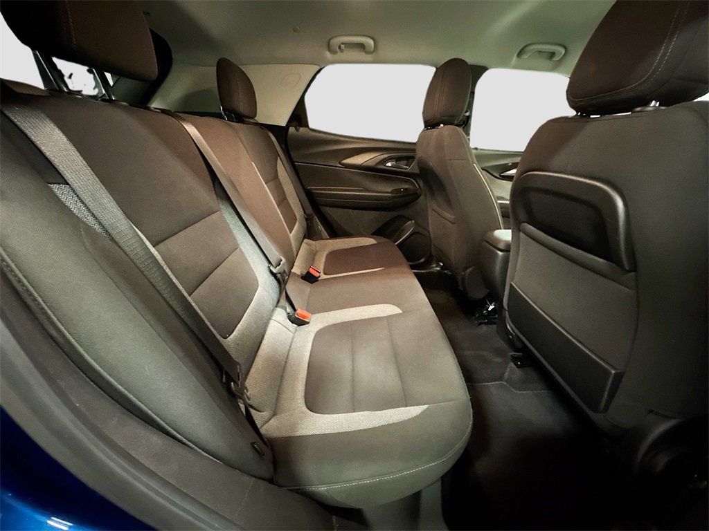 Used 2022 Chevrolet TrailBlazer LT w/ LPO, Blackout Package image 24