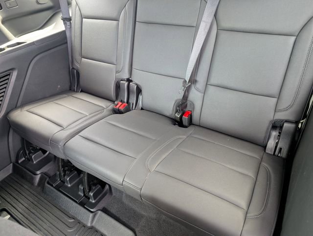 Used 2025 Chevrolet Tahoe Z71 w/ Comfort Package image 31