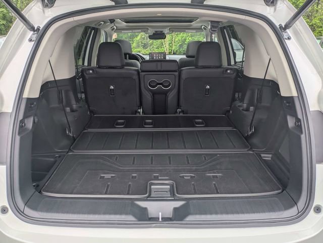 Used 2024 Honda Pilot Touring image 6