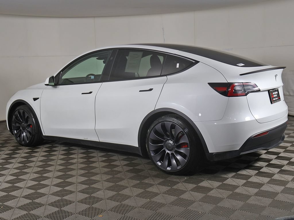 Used 2024 Tesla Model Y Performance AWD/4WD image 10