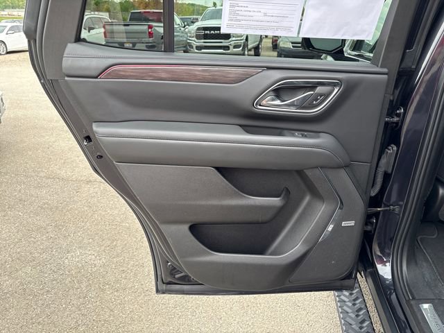 Used 2023 Chevrolet Tahoe Z71 w/ Z71 Off-Road Package AWD/4WD image 20