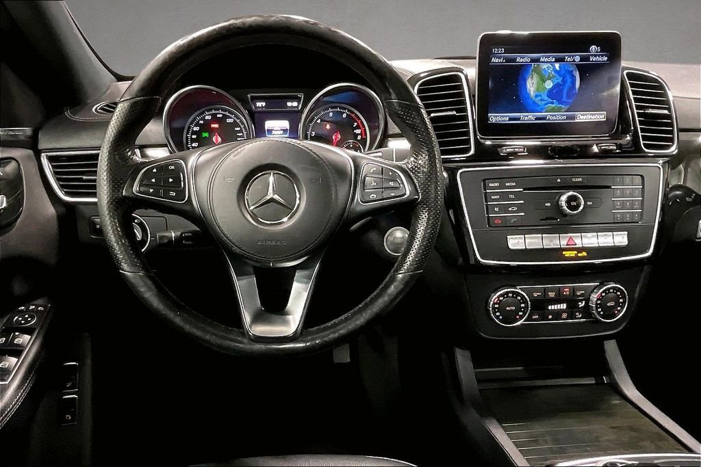 Used 2018 Mercedes-Benz GLS 450 4MATIC image 8