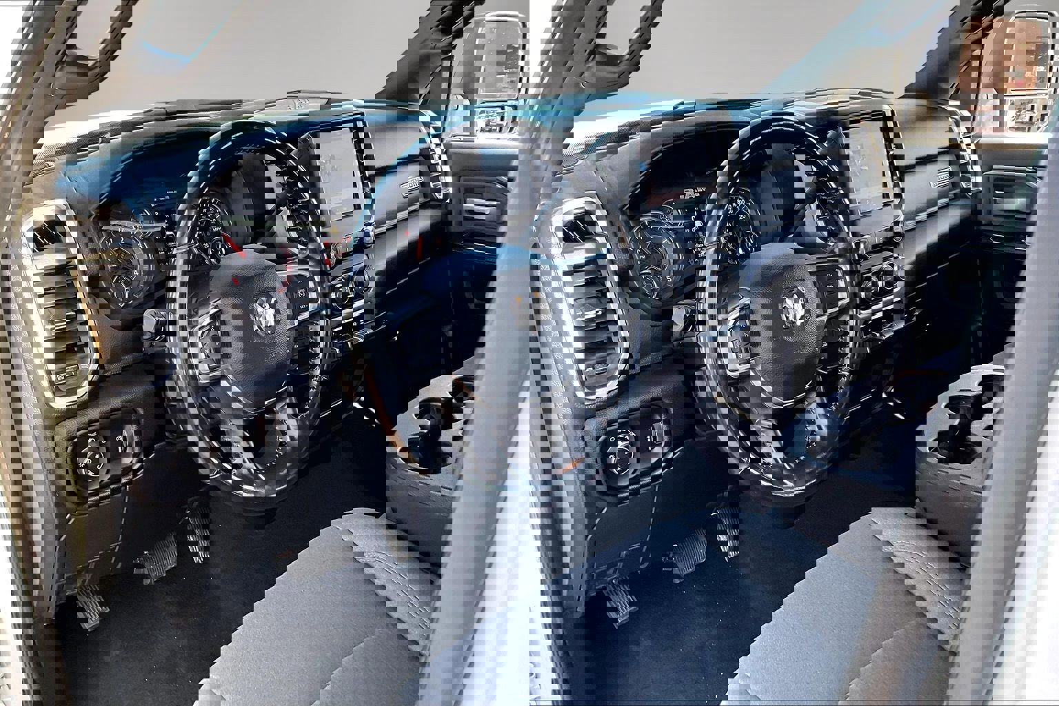 Used 2023 RAM 2500 Big Horn w/ Level 1 Equipment Group image 18