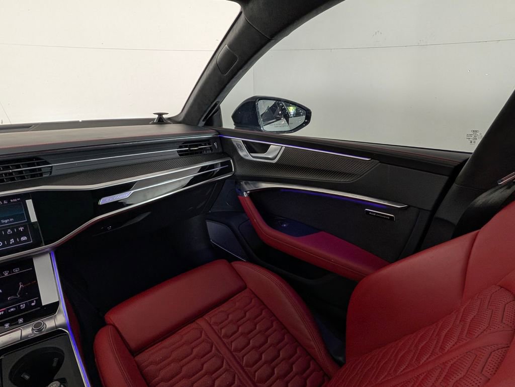 Used 2024 Audi RS 7 Performance image 23