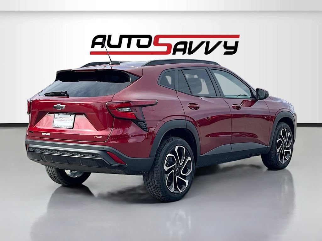 Used 2024 Chevrolet Trax RS w/ Driver Confidence Package image 7