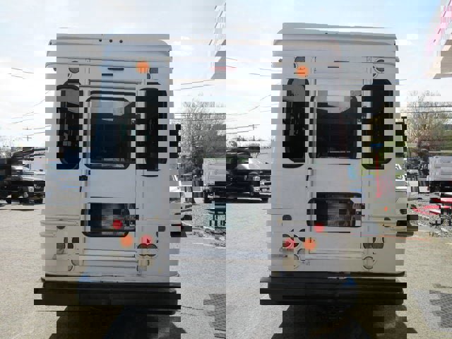 Used 2017 Ford E-450 and Econoline 450 Super Duty w/ Shuttle Bus Prep Package RWD image 14