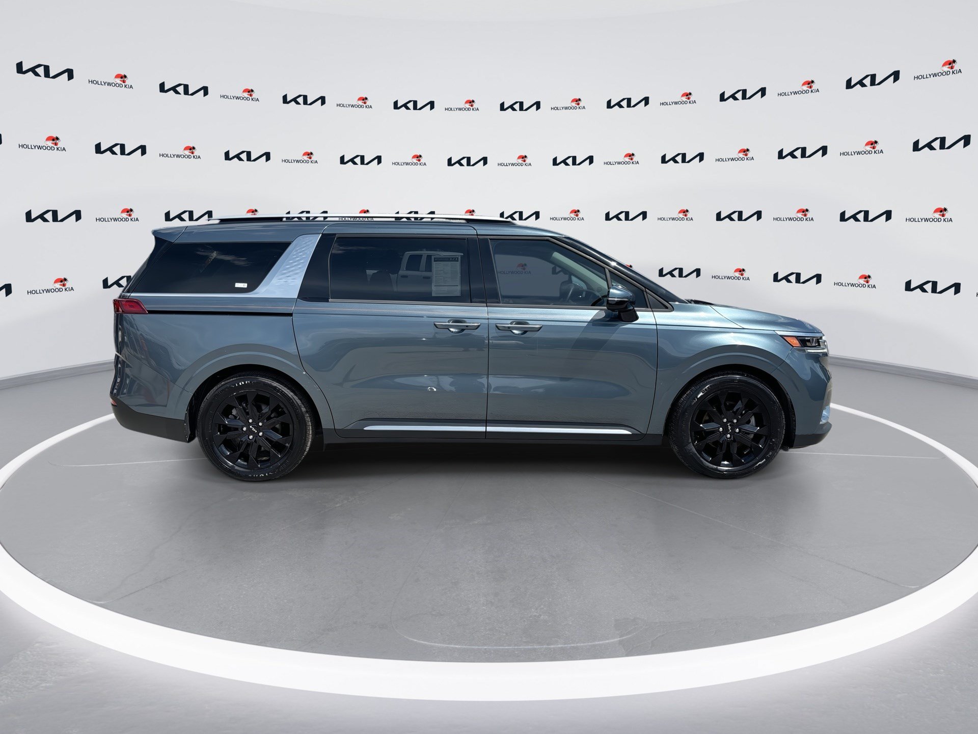 Used 2022 Kia Carnival SX Prestige FWD image 9