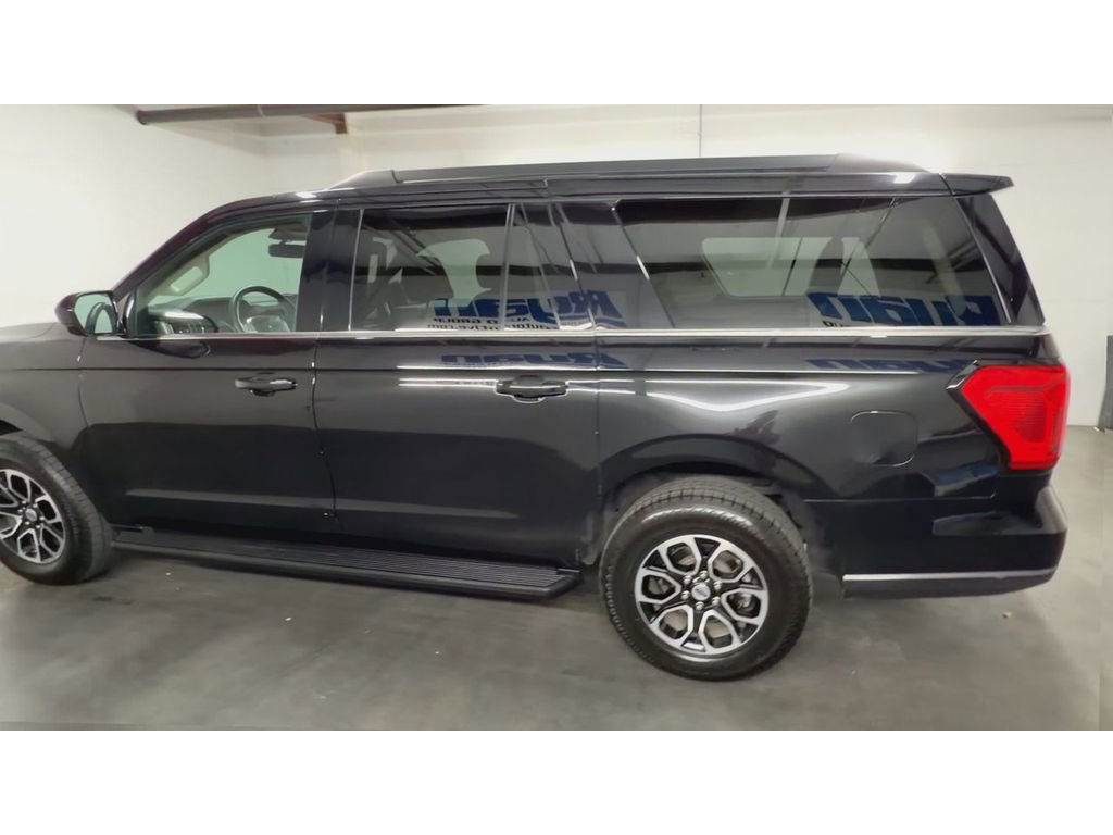 Used 2024 Ford Expedition Max XLT RWD image 6