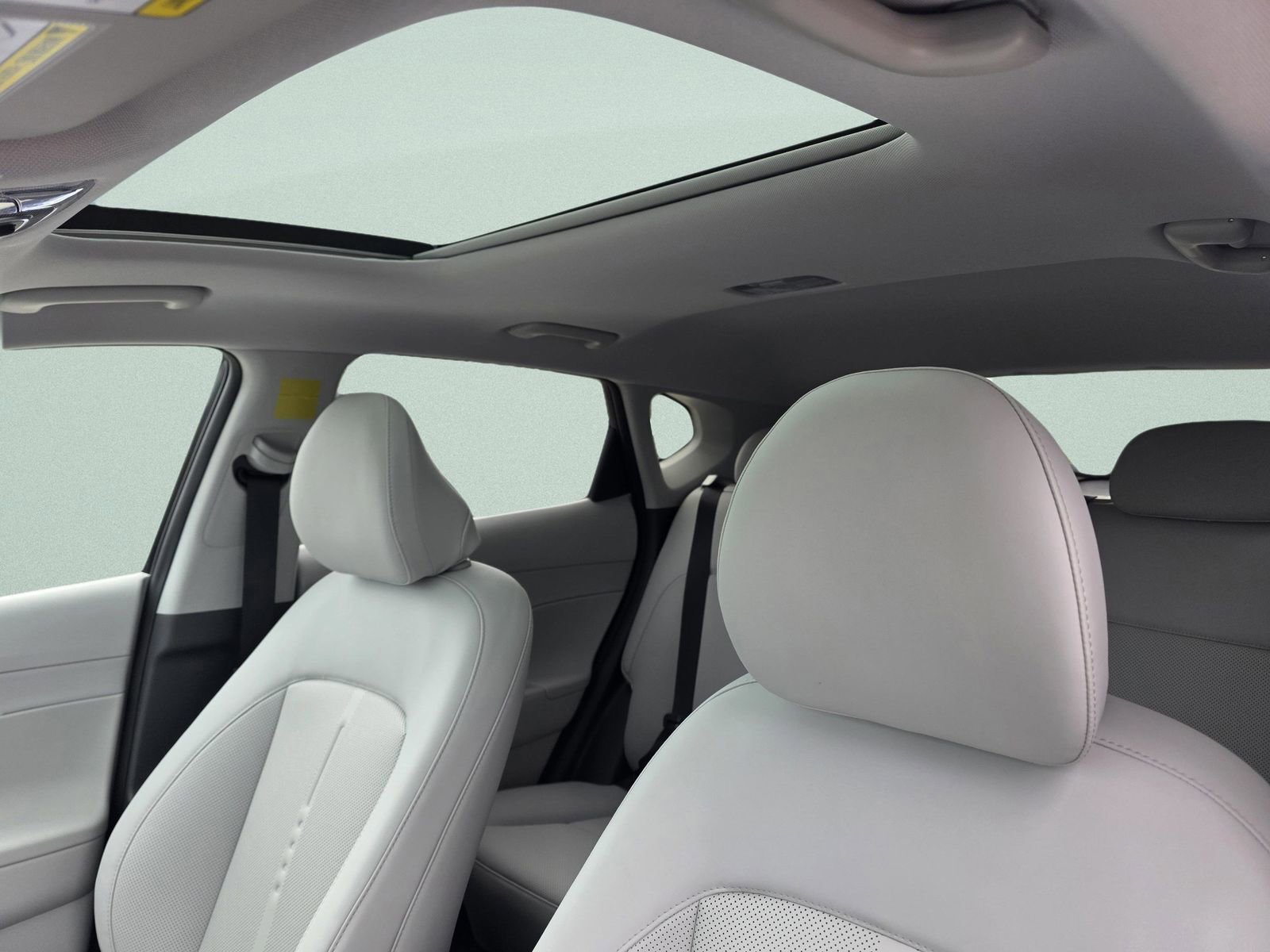New 2026 Hyundai Kona Limited FWD image 19