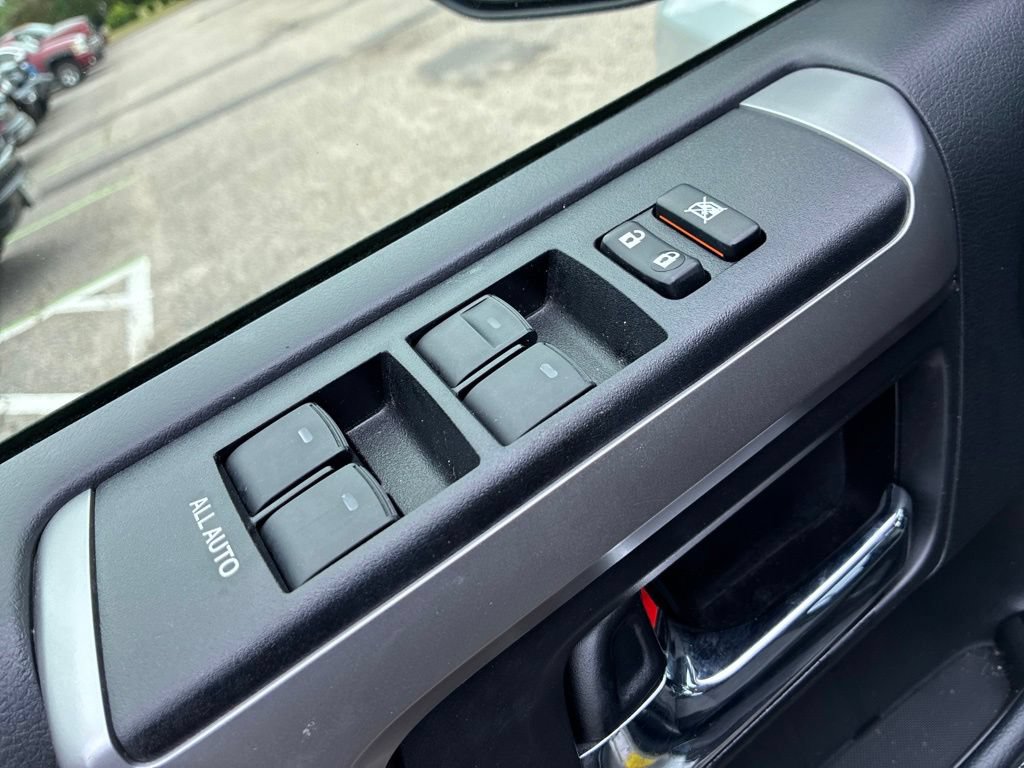 Used 2024 Toyota 4Runner SR5 RWD image 14