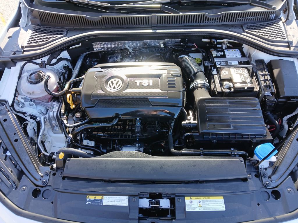 Used 2025 Volkswagen Jetta GLI Autobahn image 35