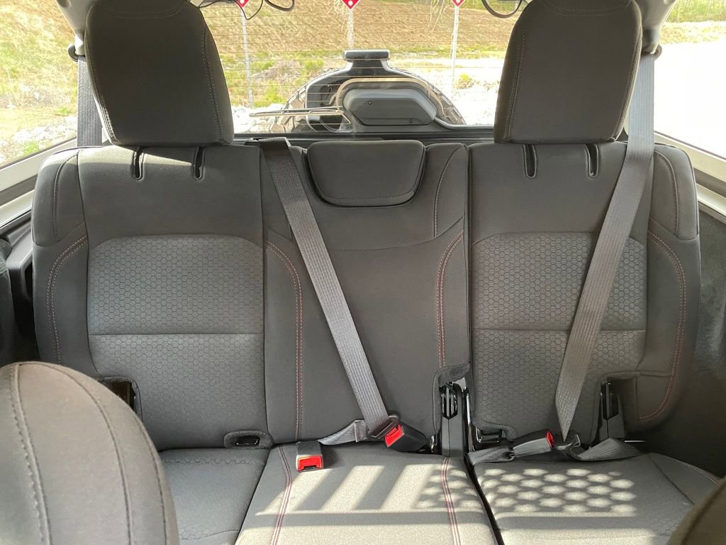 Used 2022 Jeep Wrangler Unlimited Rubicon w/ Dual Top Group image 18