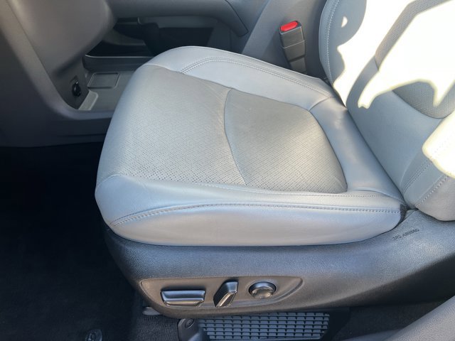 Certified 2022 Toyota Sienna Limited image 10
