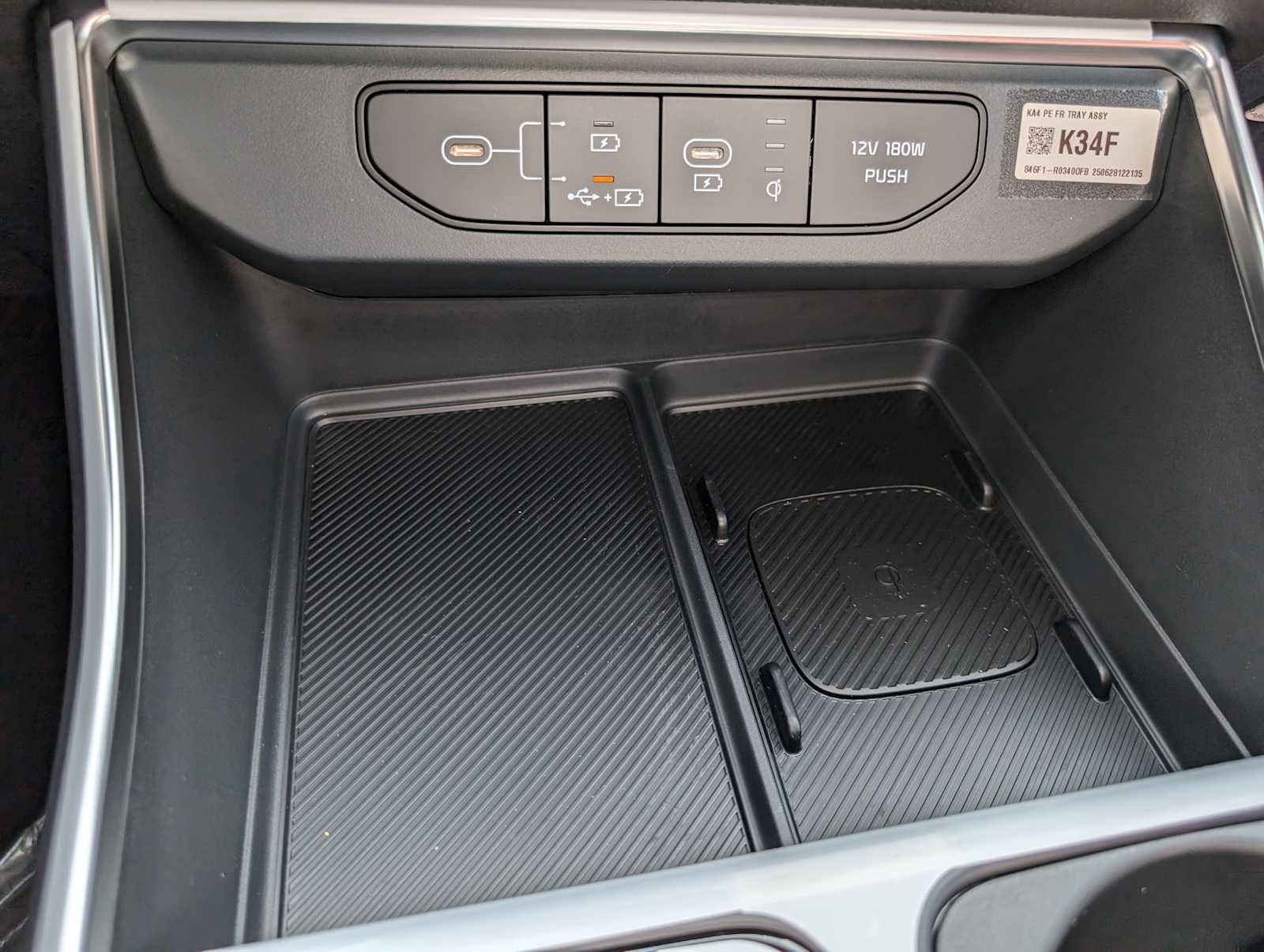 New 2026 Kia Carnival EX image 27