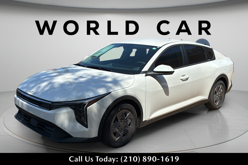 New 2026 Kia K4 FWD image 14