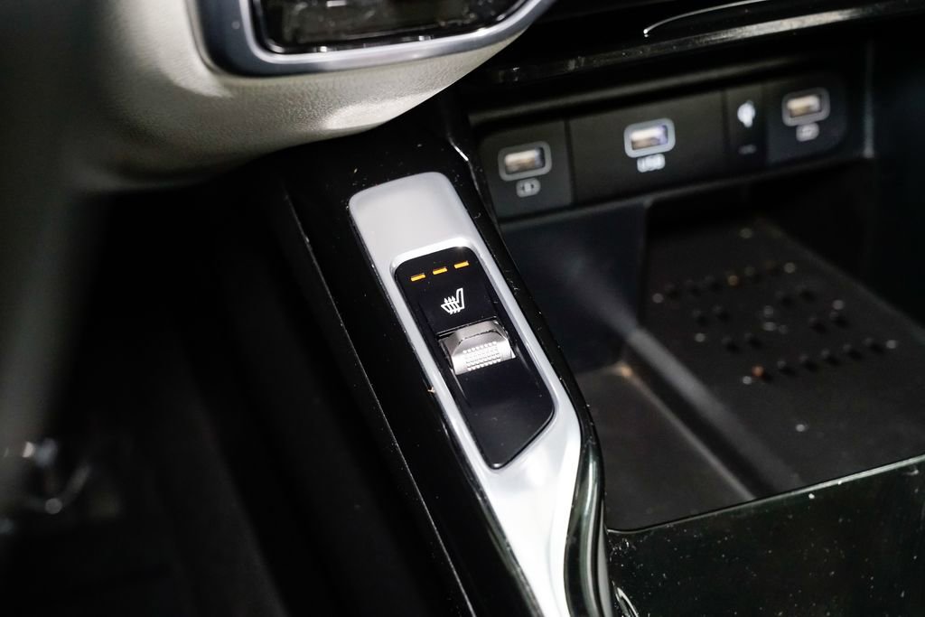 Certified 2023 Kia Sorento SX image 21