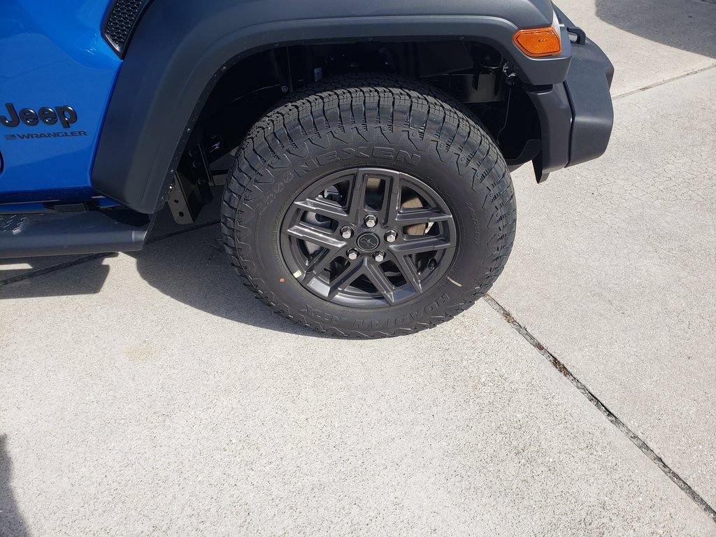 New 2026 Jeep Wrangler Sport AWD/4WD image 10