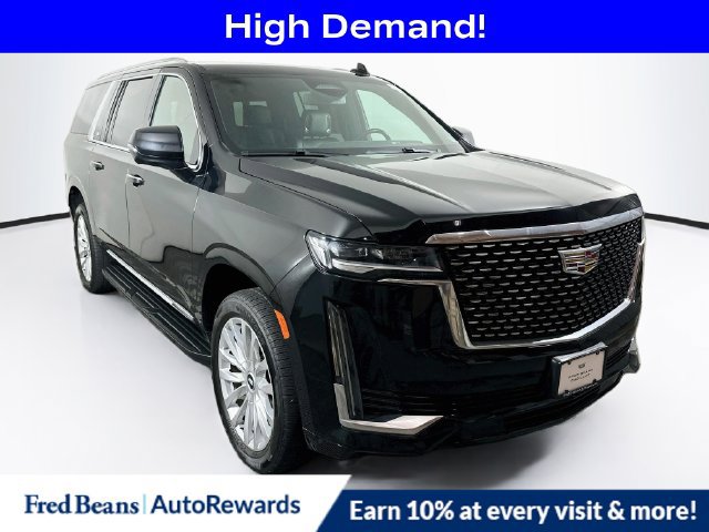Used 2024 Cadillac Escalade ESV Luxury AWD/4WD image 1