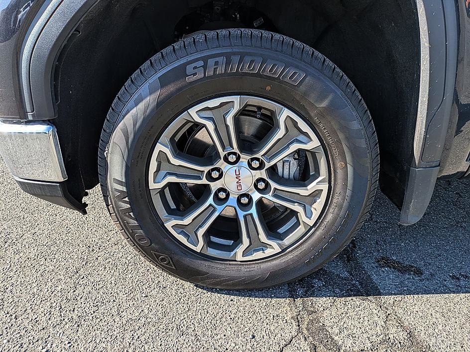 Used 2024 GMC Sierra 1500 SLT image 10