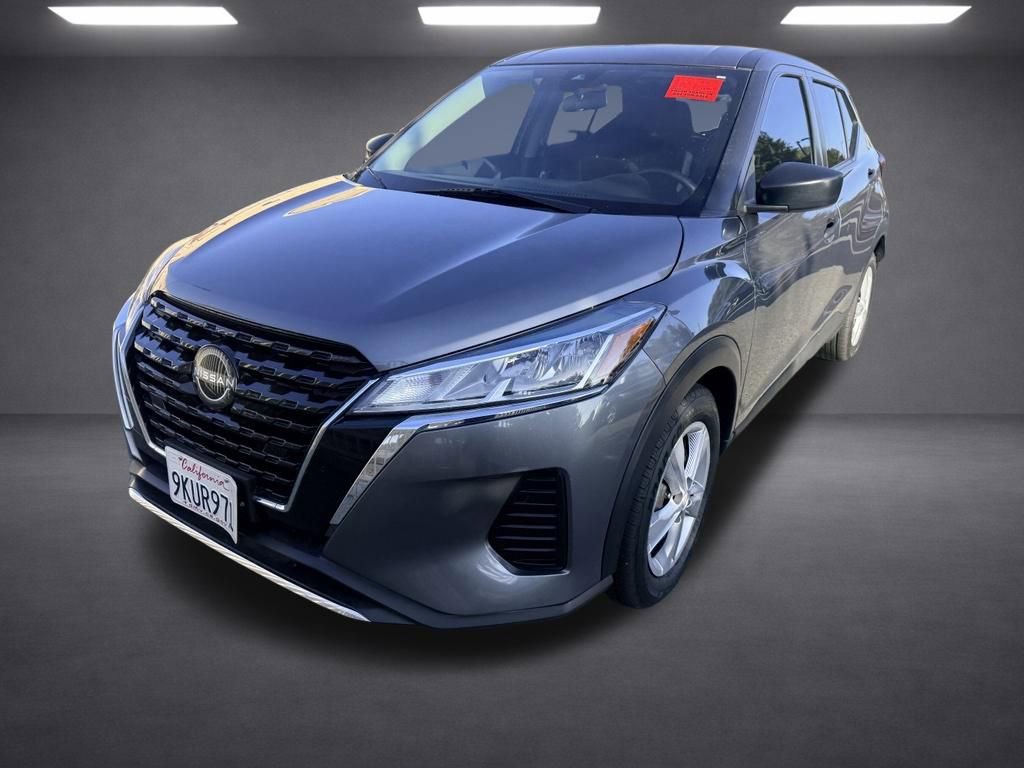 Used 2022 Nissan Kicks S FWD image 7